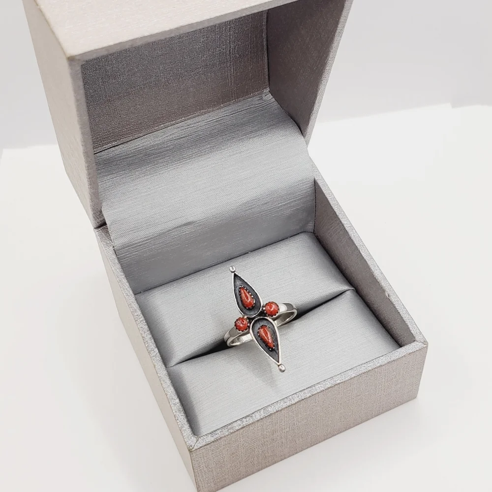 Santa Fe Style Plum Coral Ring in Sterling Silver 1.25 ctw - Picture 8 of 8